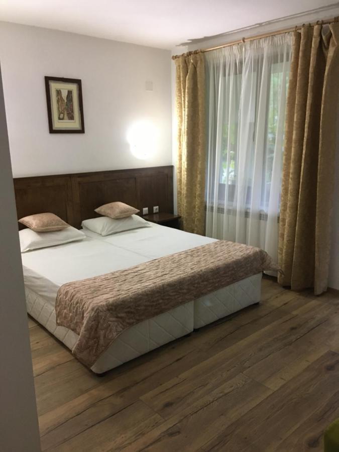 Guest House Rest Cherni Osum Esterno foto
