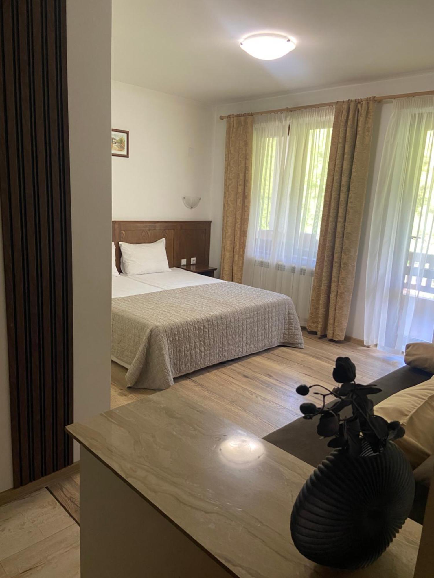 Guest House Rest Cherni Osum Esterno foto